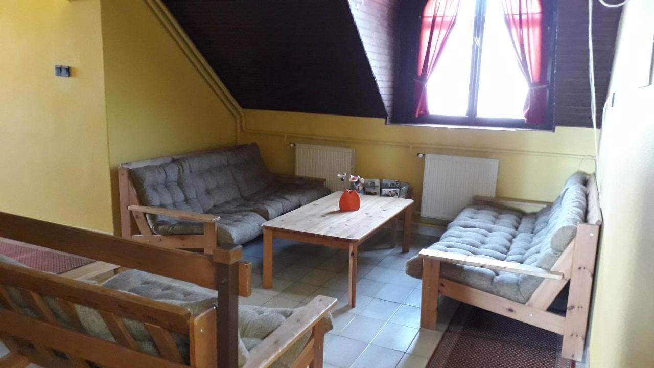 Hotel Centrum Apartman Hajdúszoboszló Exterior foto